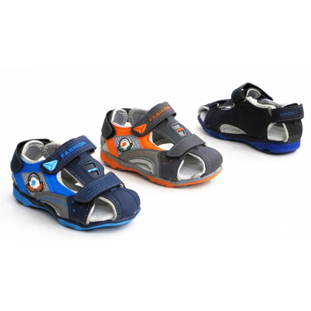 Jungen Sandalen Slipper