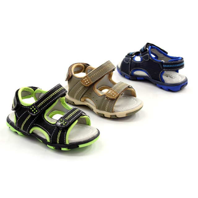 Jungen Sandalen Slipper