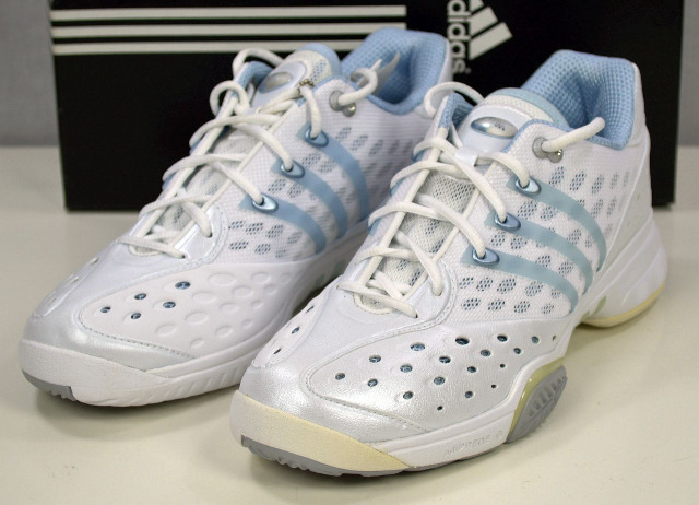 adidas CC Divine Damen Tennis Laufschuhe Gr. 39 13 Damen Schuhe 18041701 adidas CC Divine Damen Tennis Laufschuhe Gr. 39 13 Damen Schuhe 18041701