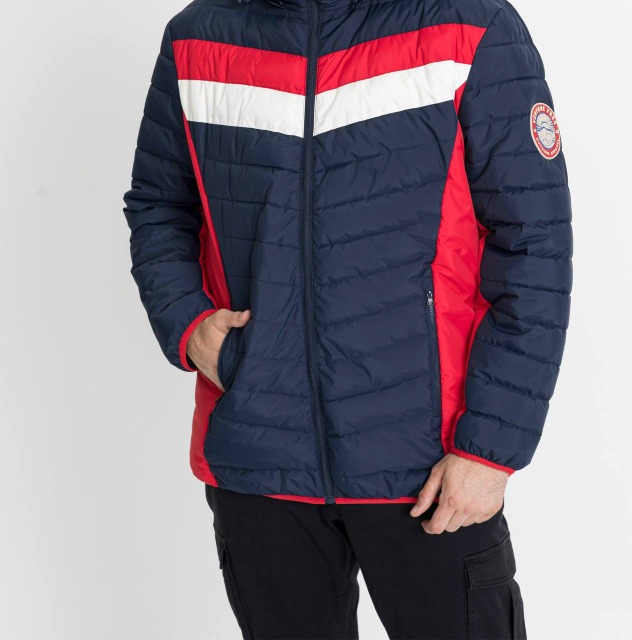 8.10 € pro Stück, Lagerbestand Herrenjacke mit Kapuze, geeignet für Herbst-, Winter- und Frühlingssaison, Textil Restposten, A-ware