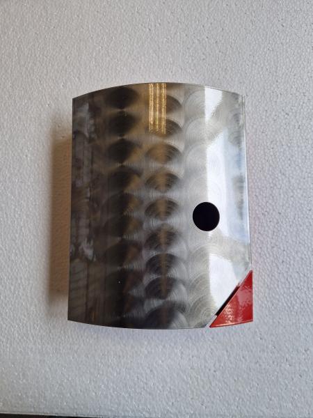 Schlüsselschrank / Kasten rot aus Metall Rotkäpfchen