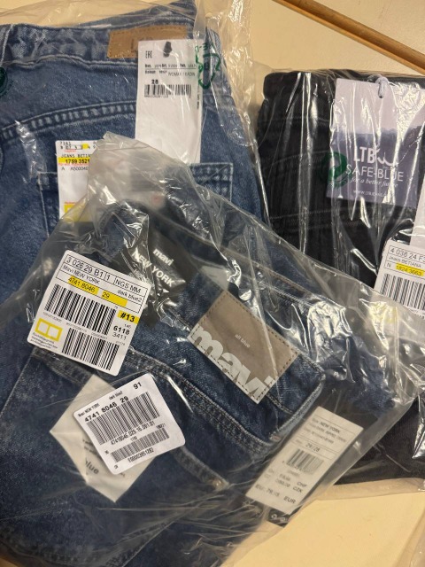 6,50 € Jeans-Mix ab 100 Stück, neue Damen- und Herrenmodelle in Größen S–XXL, Kategorie A, Markenware, komplett verkaufsbereit